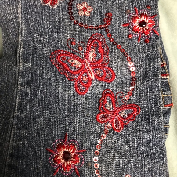 Little girls blue jeans with butterfly’s - Picture 4 of 4